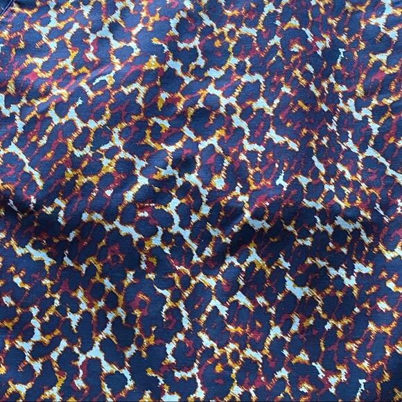 Leopard print pencil skirt Size 2 with pockets - Picture 3 of 4